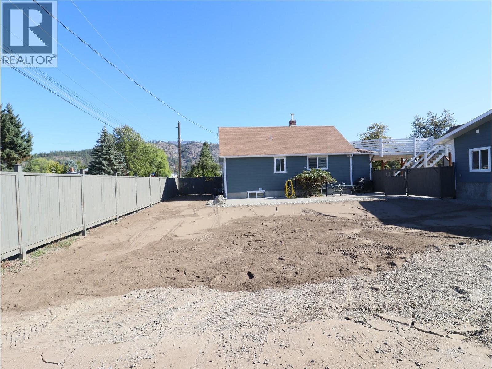 7689 21st Street, Grand Forks, British Columbia  V0H 1H2 - Photo 6 - 10364313