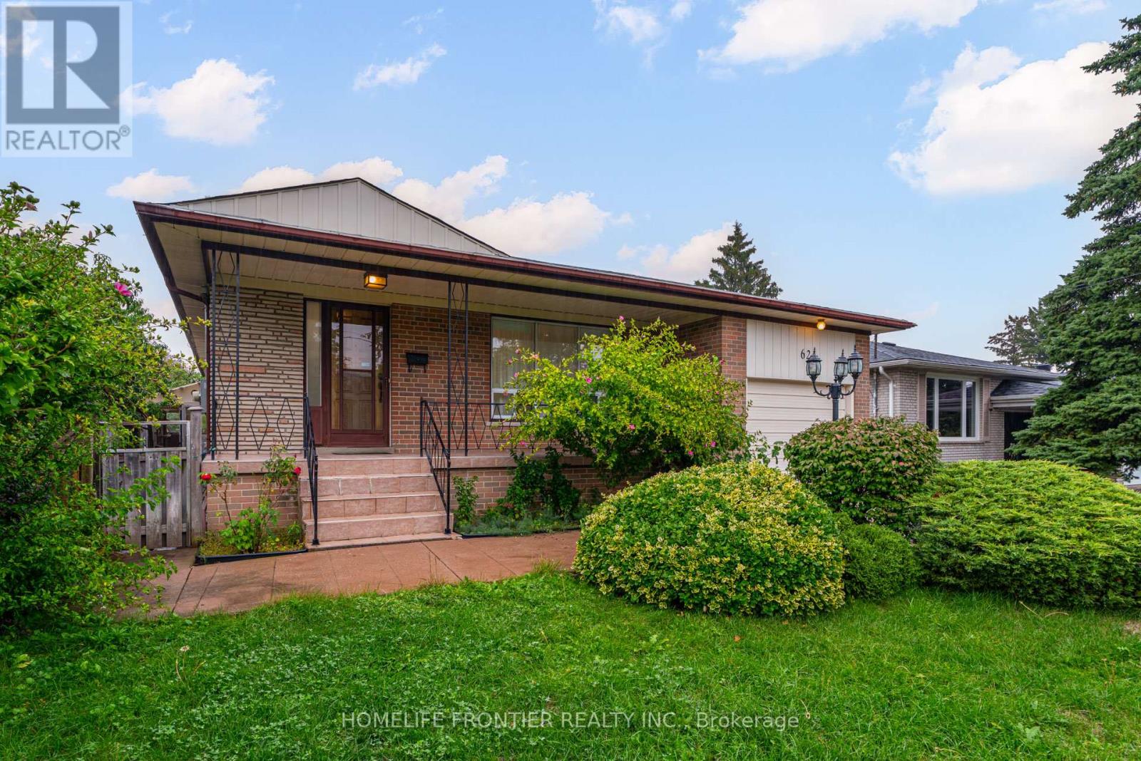 UPPER - 62 CLARK AVENUE, Markham, Ontario
