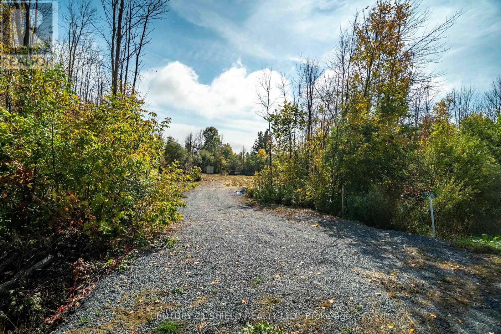 15618 Dixon Road, South Stormont, Ontario  K0C 1R0 - Photo 10 - X12430670