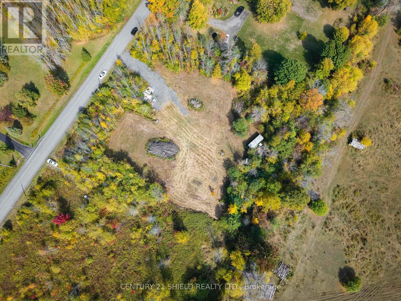 15618 Dixon Road, South Stormont, Ontario  K0C 1R0 - Photo 2 - X12430670