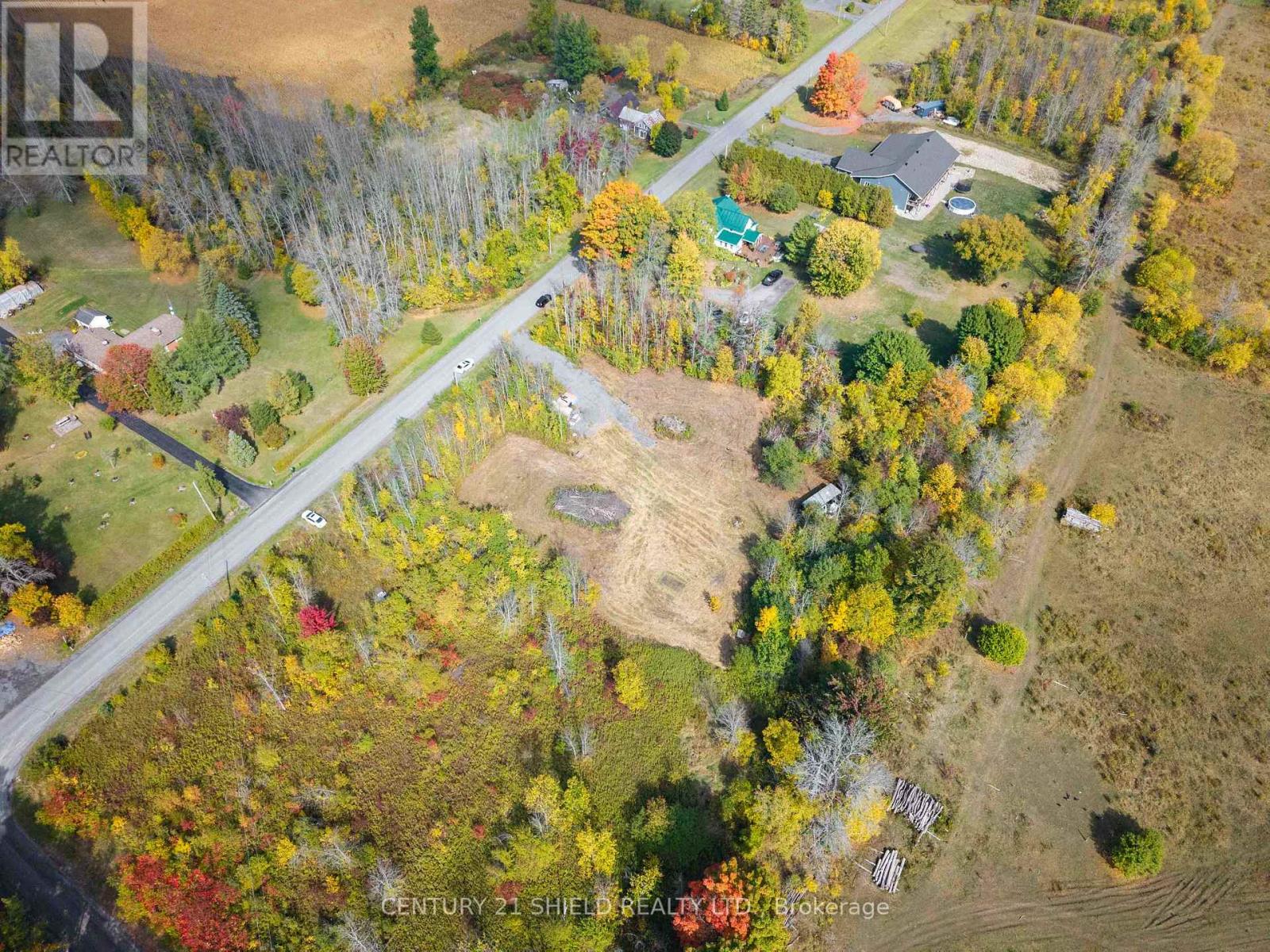 15618 Dixon Road, South Stormont, Ontario  K0C 1R0 - Photo 3 - X12430670