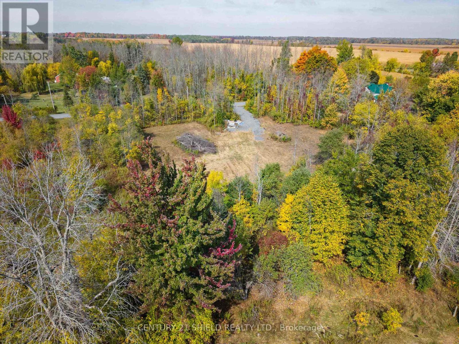 15618 Dixon Road, South Stormont, Ontario  K0C 1R0 - Photo 6 - X12430670