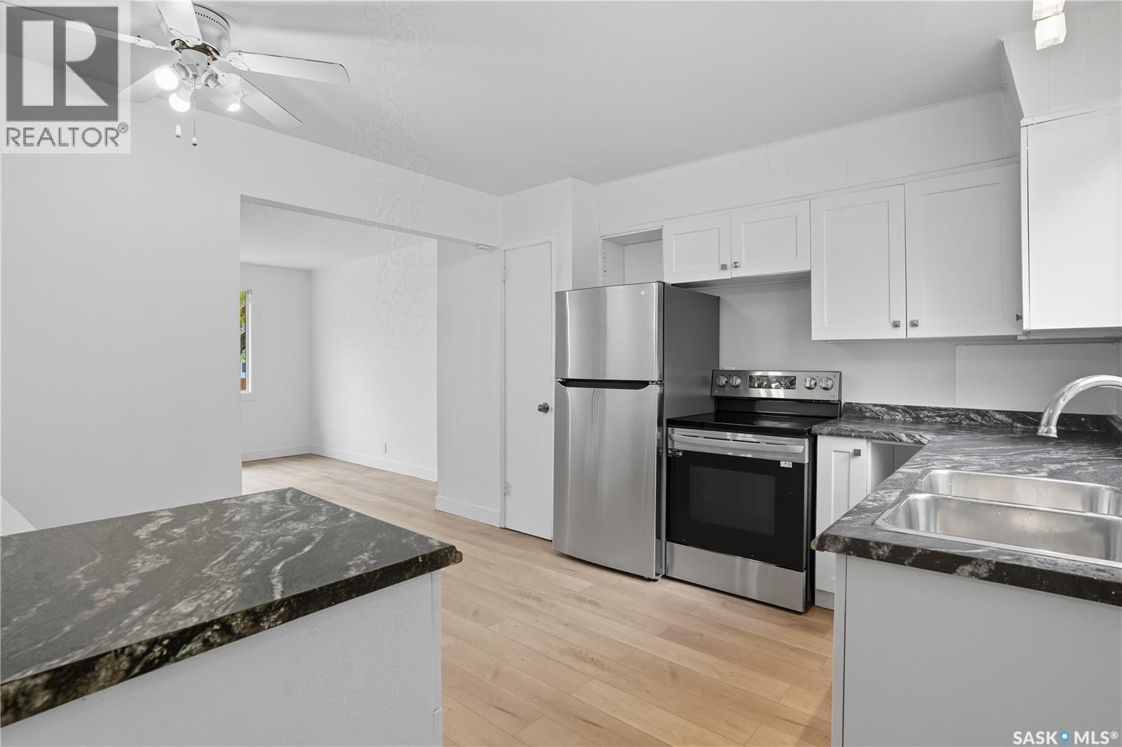 422 Royal Street, Regina, Saskatchewan  S4R 4Y6 - Photo 14 - SK019522