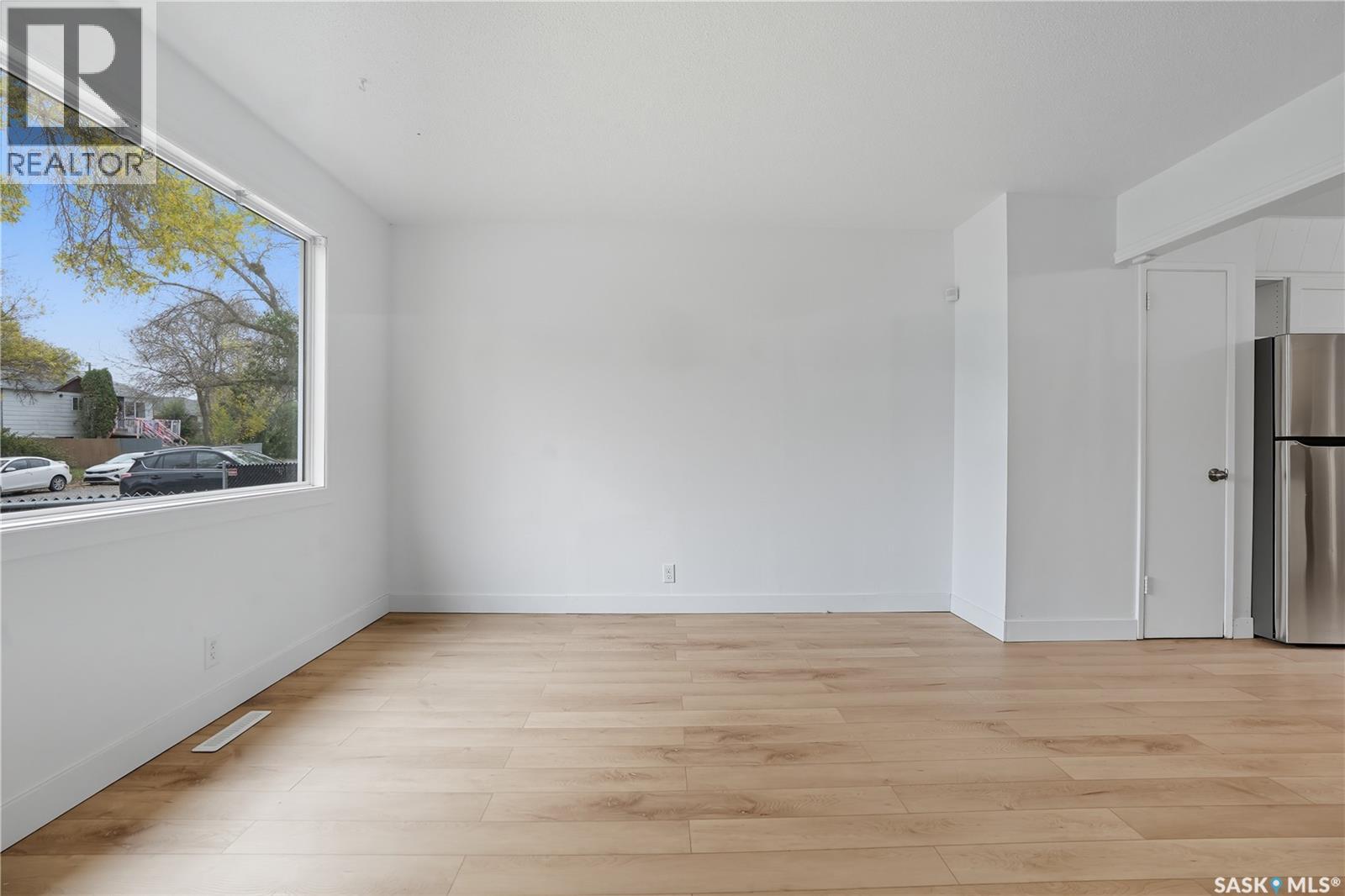 422 Royal Street, Regina, Saskatchewan  S4R 4Y6 - Photo 6 - SK019522