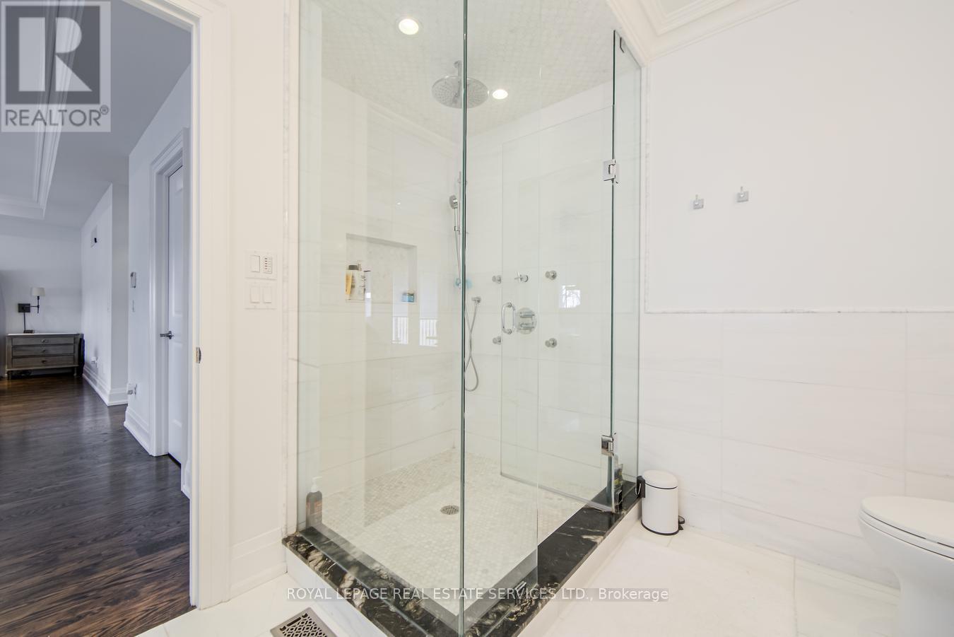 21a Roycrest Avenue, Toronto, Ontario  M2N 1R1 - Photo 29 - C12430672