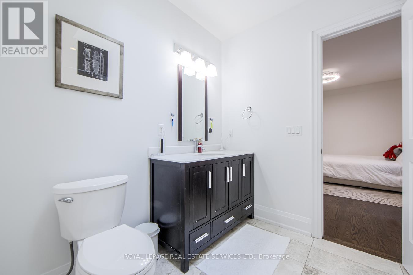 21a Roycrest Avenue, Toronto, Ontario  M2N 1R1 - Photo 34 - C12430672