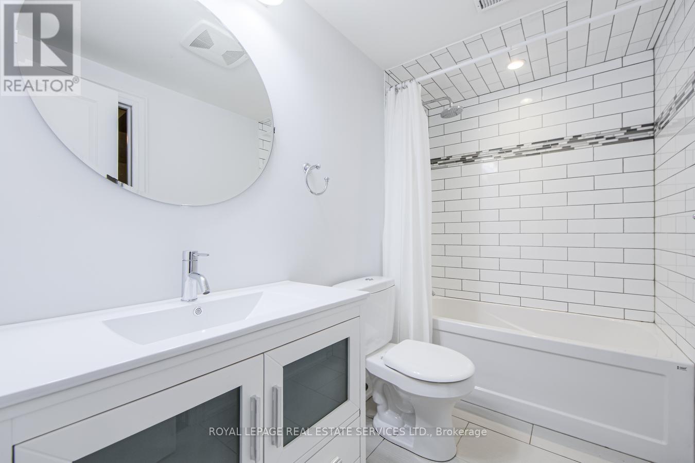 21a Roycrest Avenue, Toronto, Ontario  M2N 1R1 - Photo 43 - C12430672