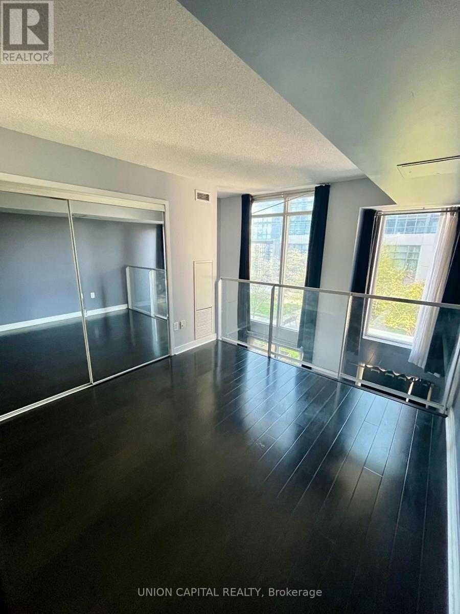 107 - 15 Brunel Court, Toronto, Ontario  M5V 3Y7 - Photo 10 - C12430681