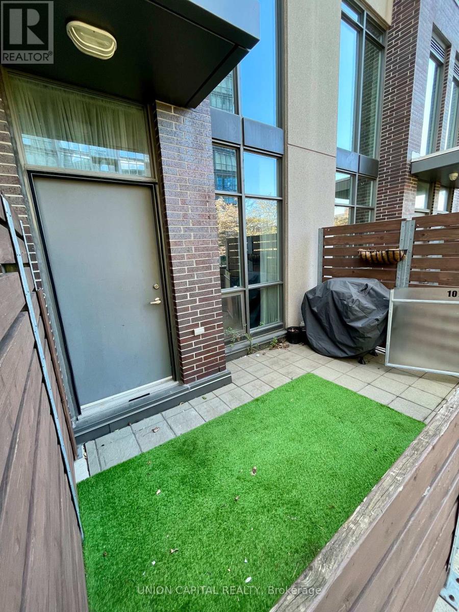 107 - 15 Brunel Court, Toronto, Ontario  M5V 3Y7 - Photo 2 - C12430681