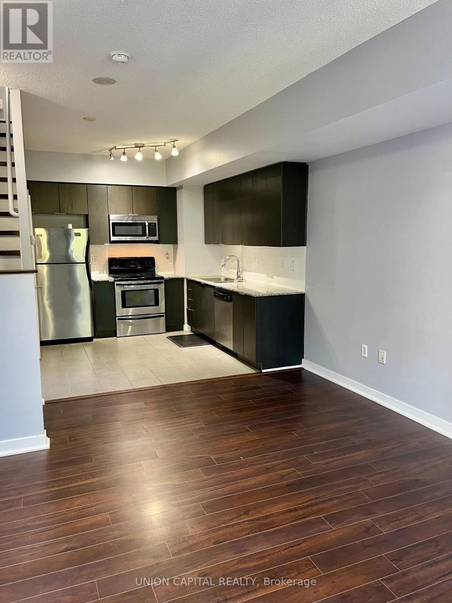 107 - 15 Brunel Court, Toronto, Ontario  M5V 3Y7 - Photo 5 - C12430681