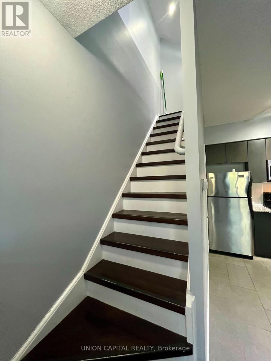 107 - 15 Brunel Court, Toronto, Ontario  M5V 3Y7 - Photo 7 - C12430681