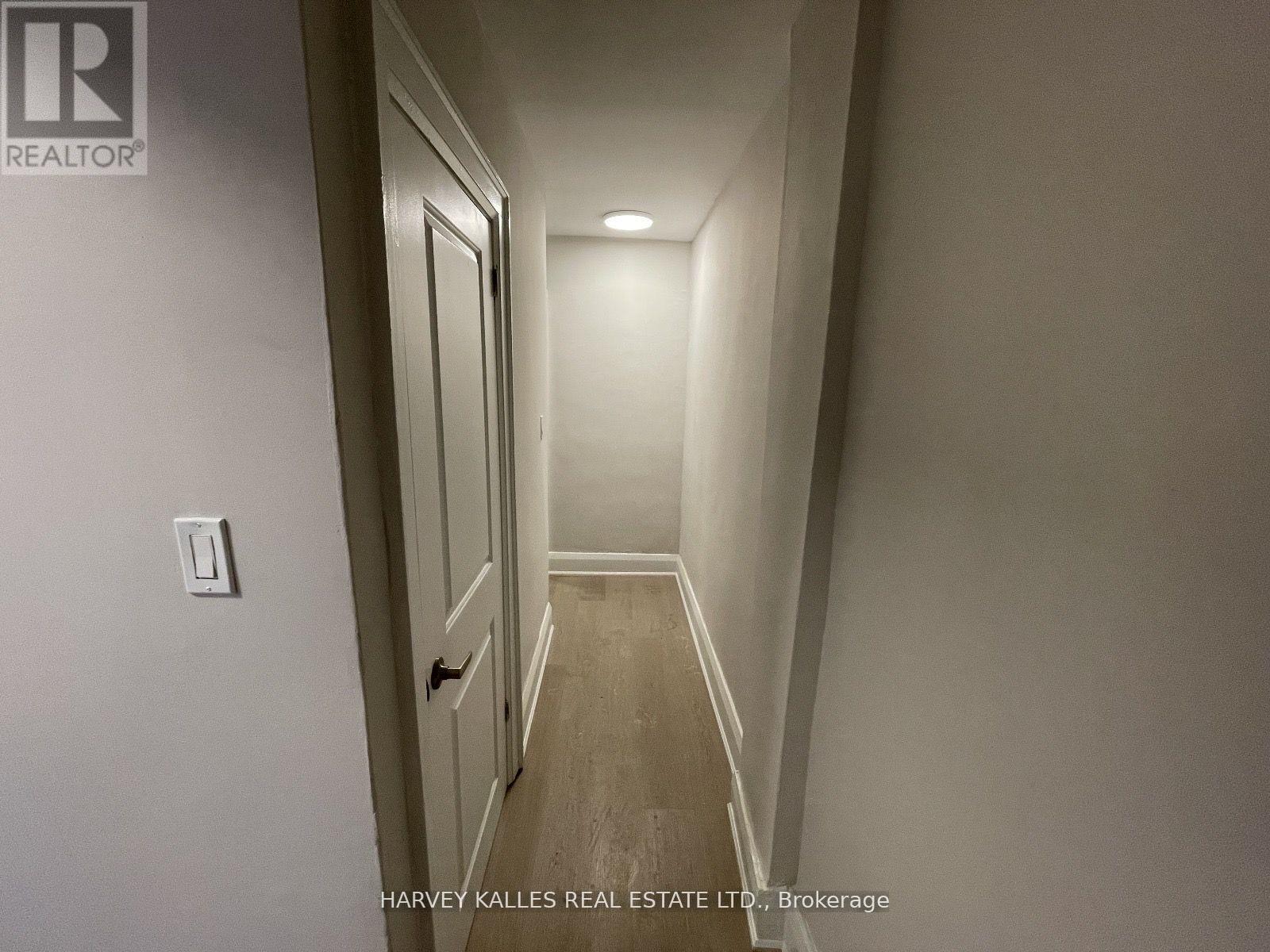 34 - 320 Lonsdale Road, Toronto, Ontario  M4V 1X4 - Photo 10 - C12430690