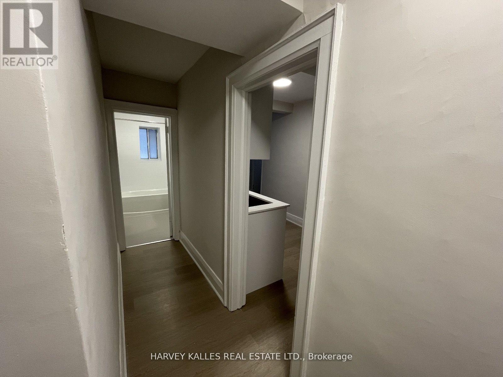34 - 320 Lonsdale Road, Toronto, Ontario  M4V 1X4 - Photo 11 - C12430690