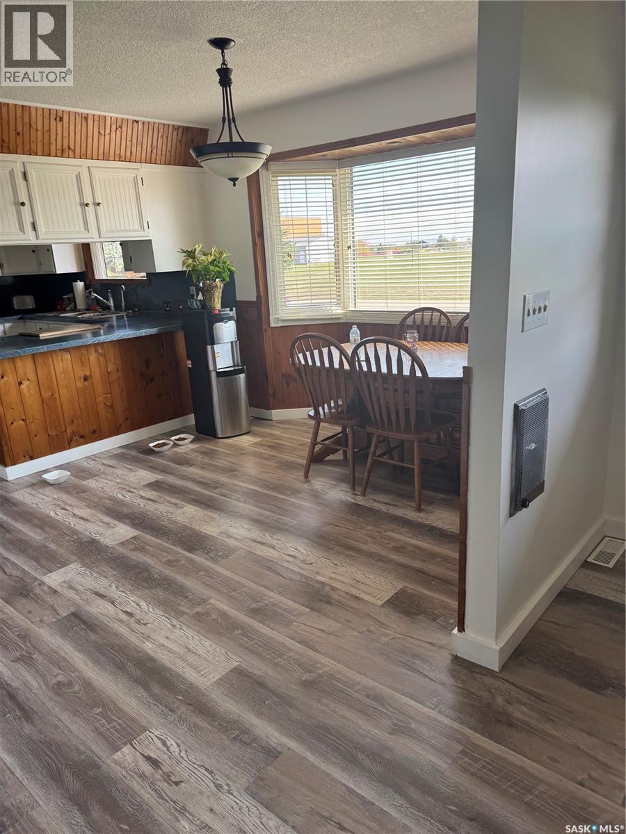 203 Macdonald Street, Stockholm, Saskatchewan  S0A 3Y0 - Photo 6 - SK019424