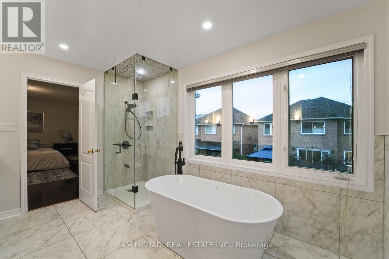 3619 Waterfall Crescent, Mississauga, Ontario  L5N 8G8 - Photo 29 - W12430679