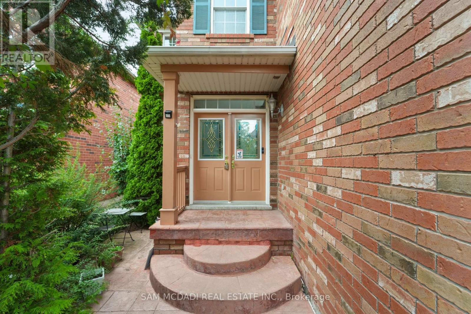 3619 Waterfall Crescent, Mississauga, Ontario  L5N 8G8 - Photo 3 - W12430679