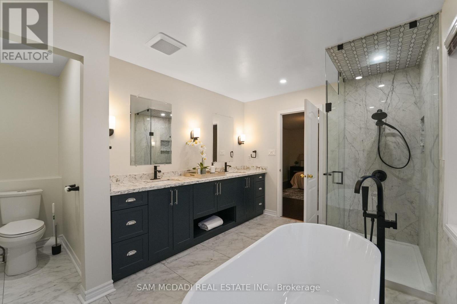 3619 Waterfall Crescent, Mississauga, Ontario  L5N 8G8 - Photo 30 - W12430679