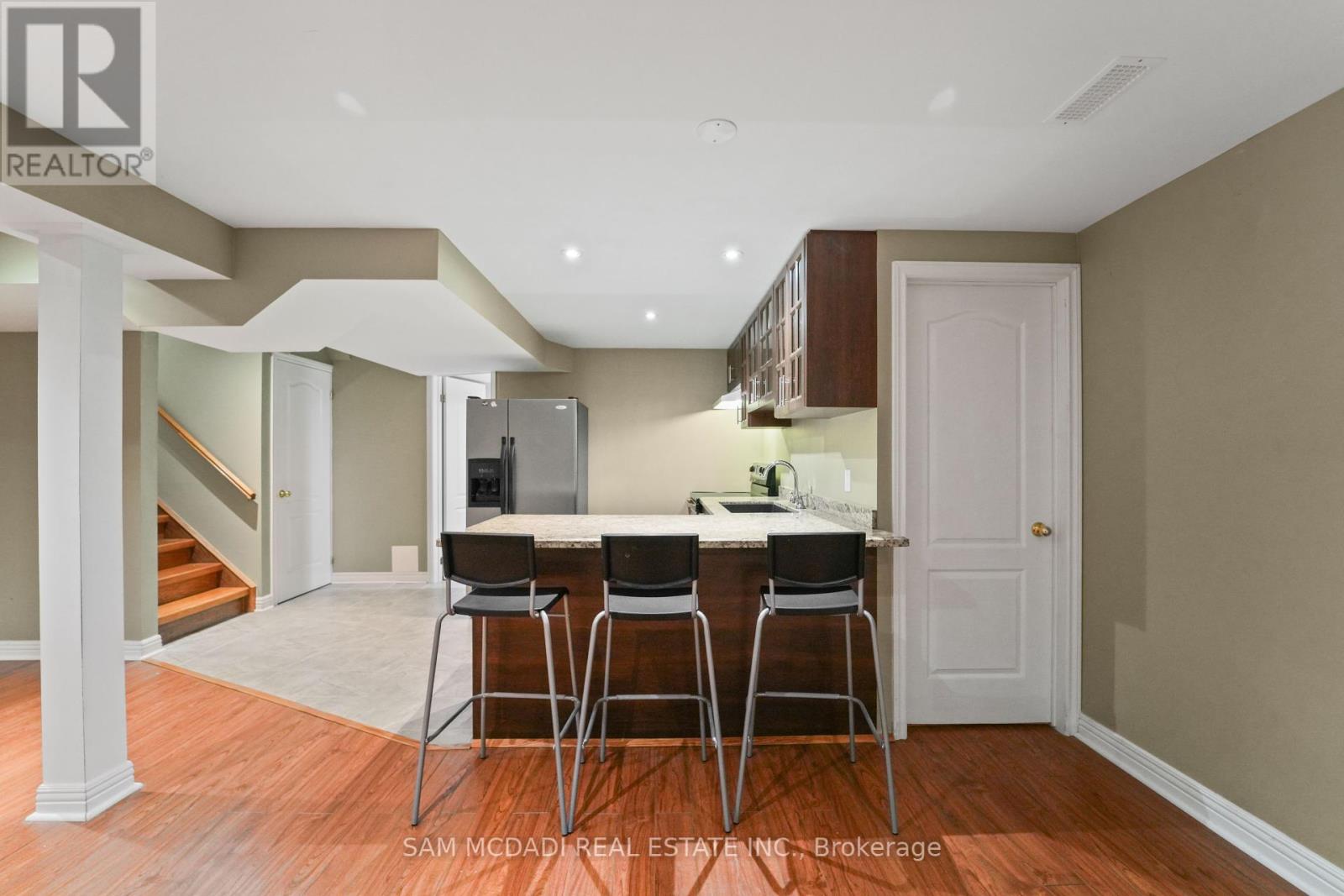 3619 Waterfall Crescent, Mississauga, Ontario  L5N 8G8 - Photo 35 - W12430679