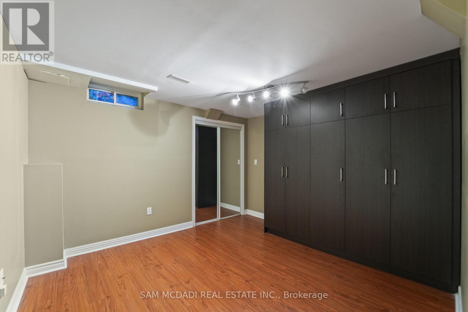 3619 Waterfall Crescent, Mississauga, Ontario  L5N 8G8 - Photo 37 - W12430679