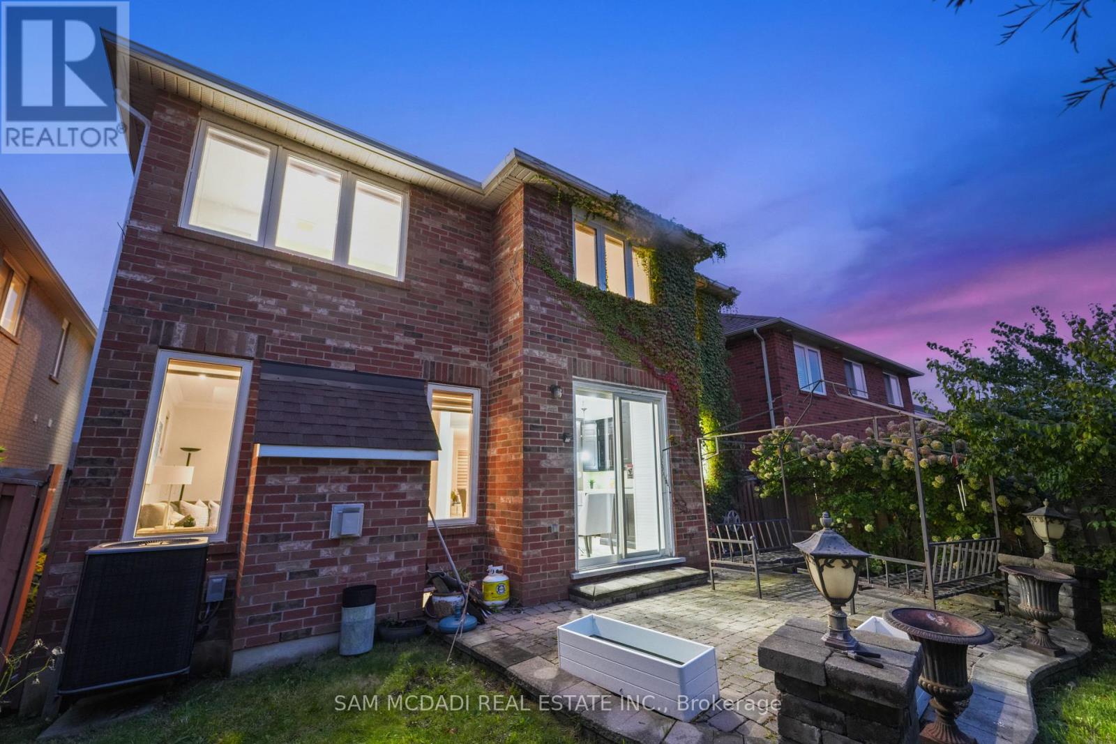 3619 Waterfall Crescent, Mississauga, Ontario  L5N 8G8 - Photo 41 - W12430679