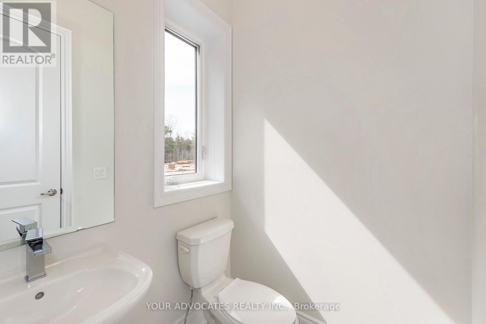75 James Walker Avenue, Caledon, Ontario  L7C 1R5 - Photo 19 - W12430691