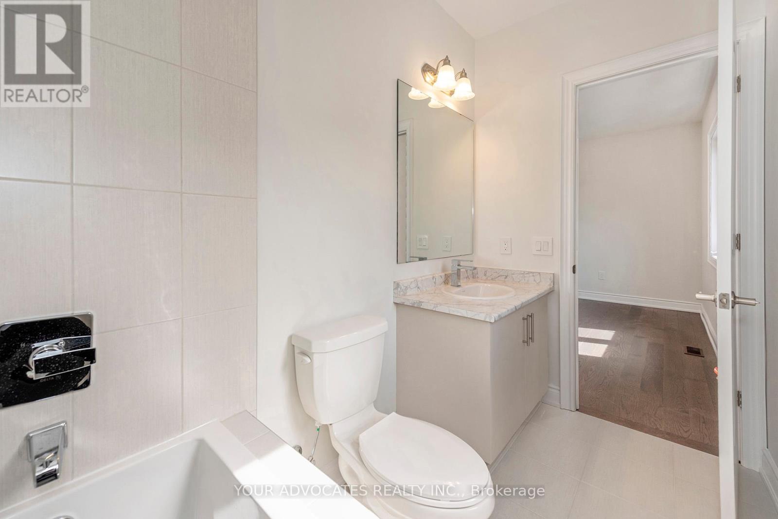 75 James Walker Avenue, Caledon, Ontario  L7C 1R5 - Photo 24 - W12430691