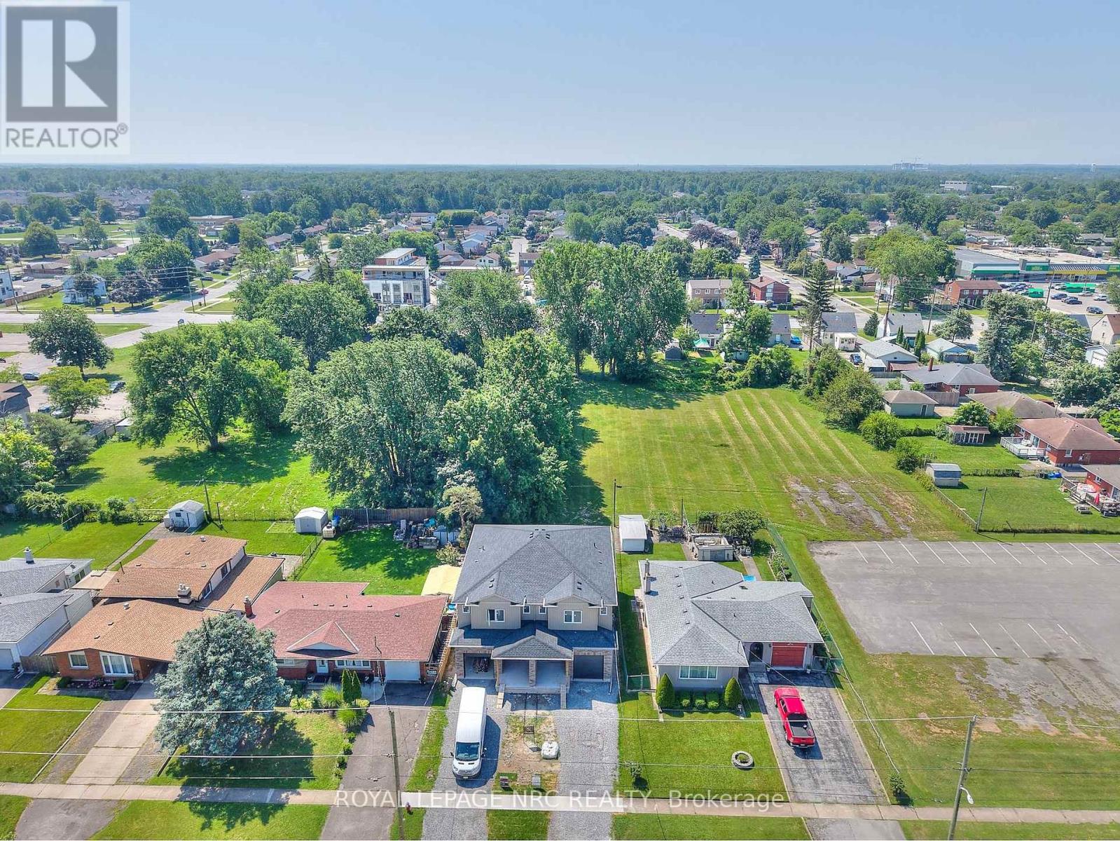 6672 Hawkins Street, Niagara Falls, Ontario  L2G 3B7 - Photo 25 - X12430724