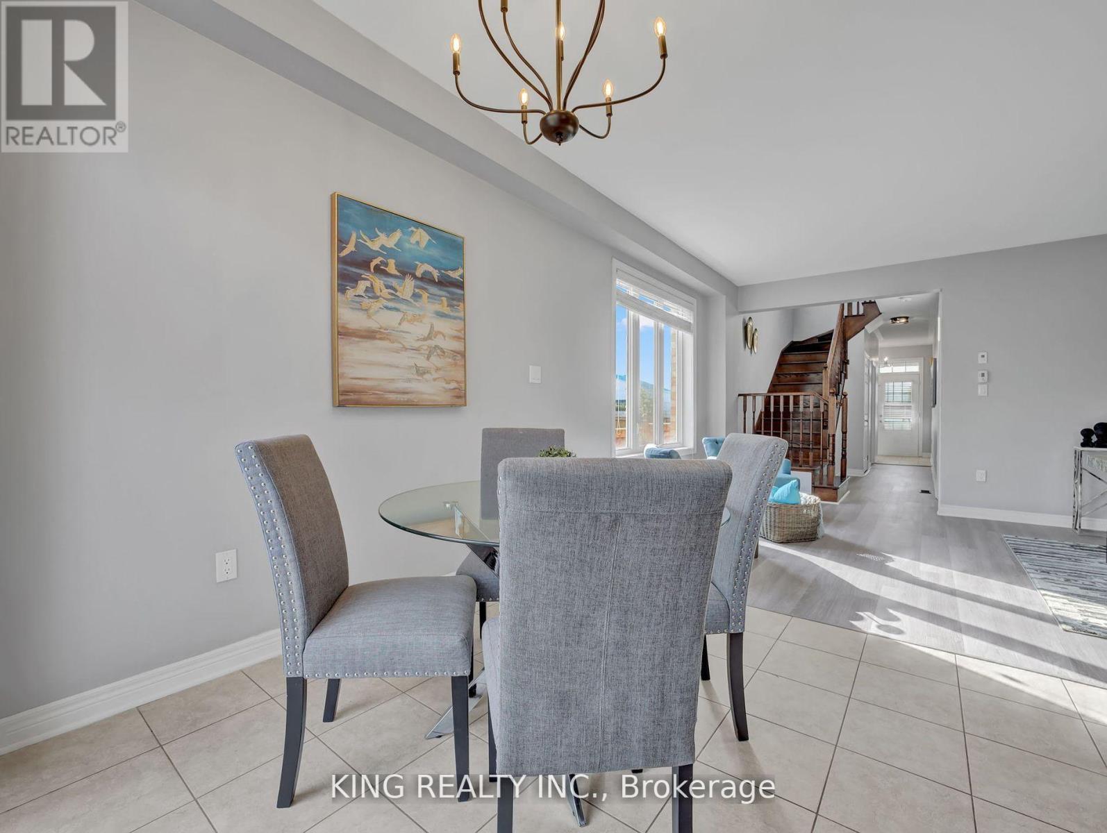 15 Hartley Avenue, Brant, Ontario  N3L 0G9 - Photo 12 - X12430700