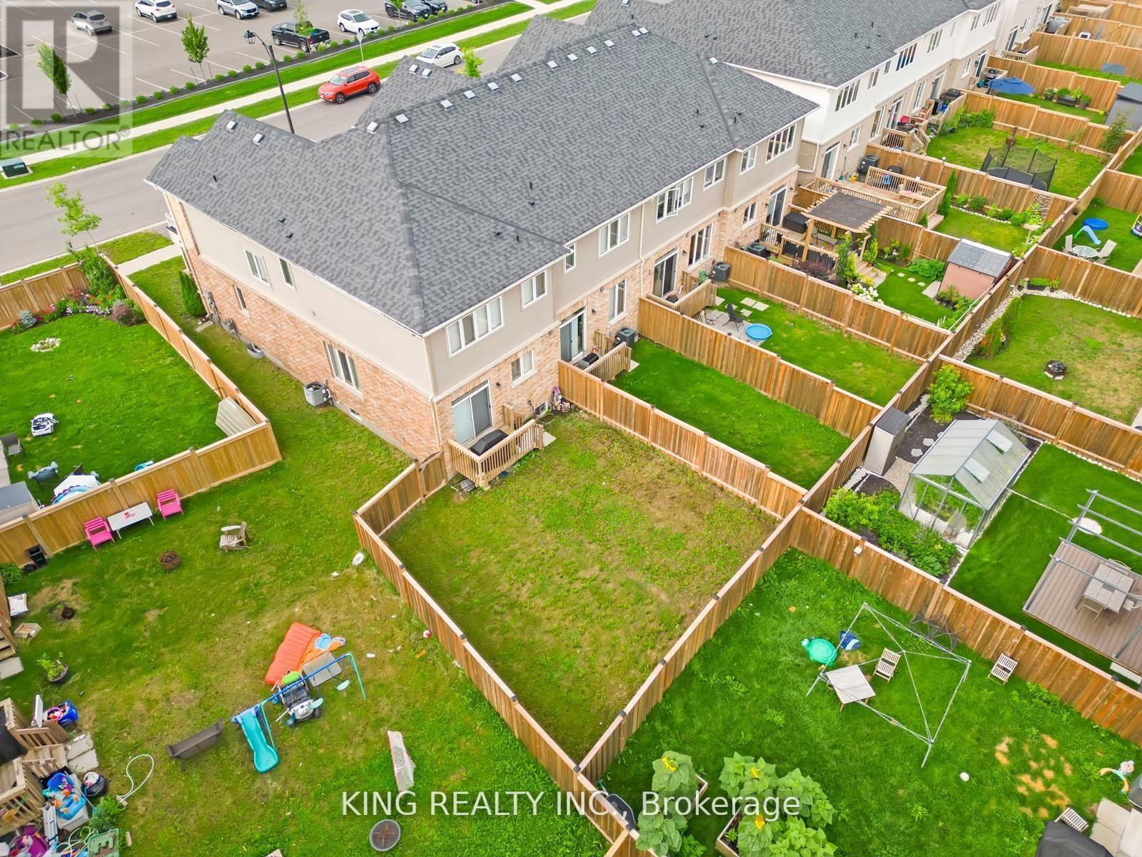 15 Hartley Avenue, Brant, Ontario  N3L 0G9 - Photo 45 - X12430700