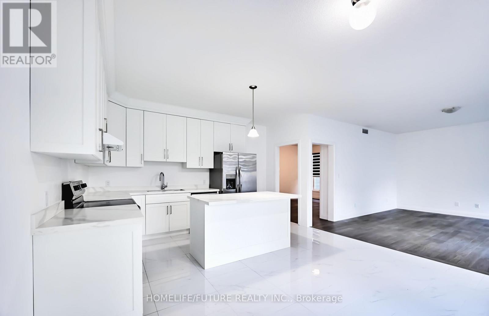 249.5 King Street, Ingersoll, Ontario  N5C 1H4 - Photo 31 - X12430711