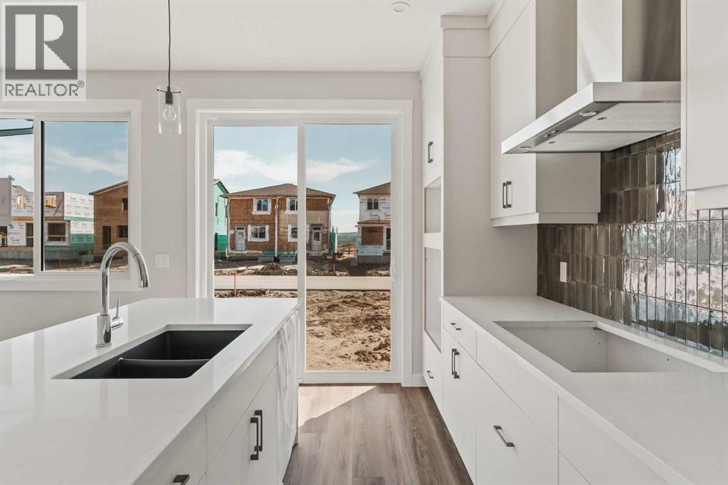 129 Setonvista Gate Se, Calgary, Alberta  T3M 3L8 - Photo 7 - A2220872