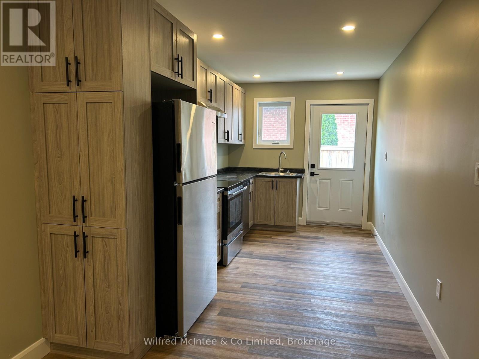 Unit 5 - 187 Balaklava Street, Arran-Elderslie, Ontario  N0G 2N0 - Photo 6 - X11949266