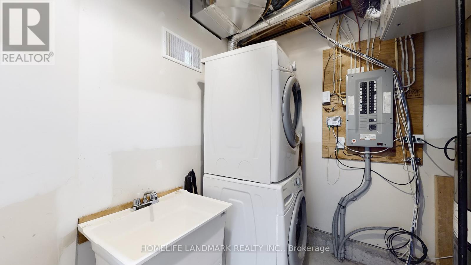 9180 Bathurst Street, Vaughan, Ontario  L4J 0K1 - Photo 24 - N12430731