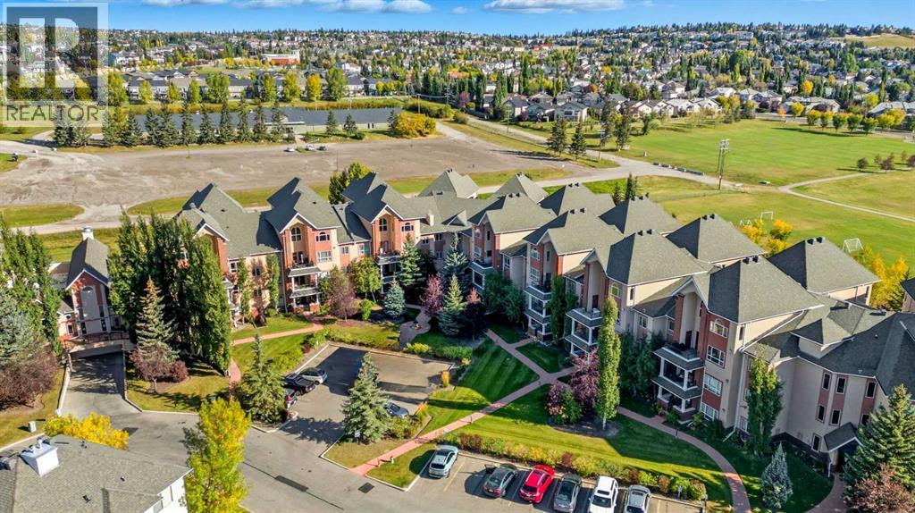 240, 30 Sierra Morena Landing Sw, Calgary, Alberta  T3H 5H2 - Photo 2 - A2260562