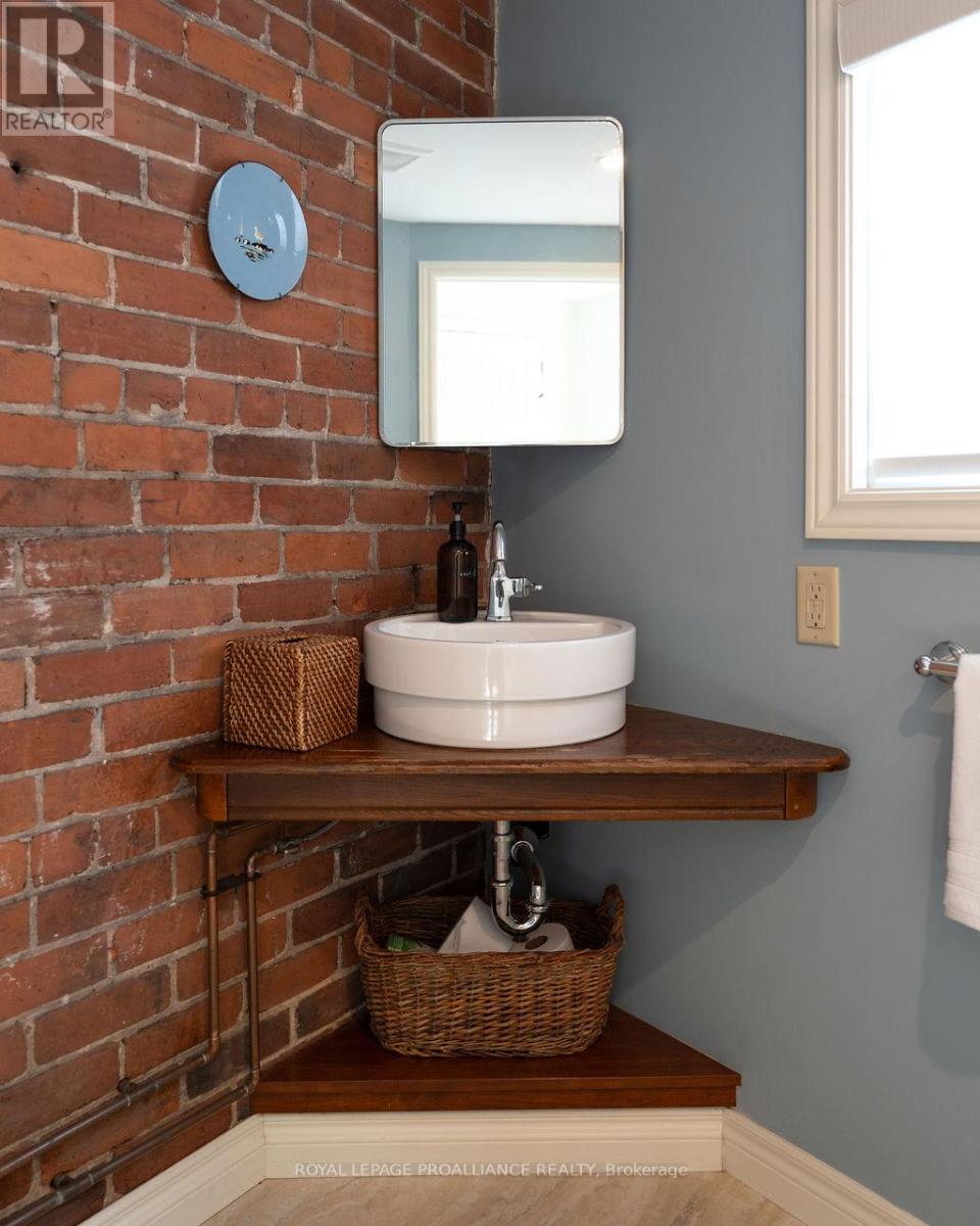 7 Forin Street, Belleville, Ontario  K8N 2H5 - Photo 28 - X12430767