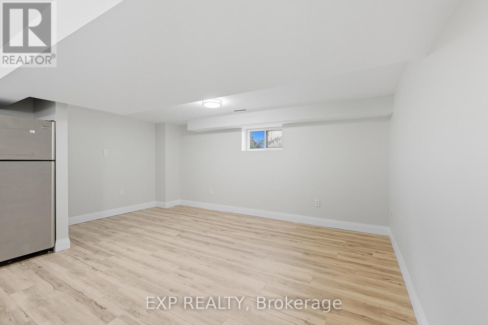 397 East 28th Street, Hamilton, Ontario  L8V 3J9 - Photo 17 - X12430719