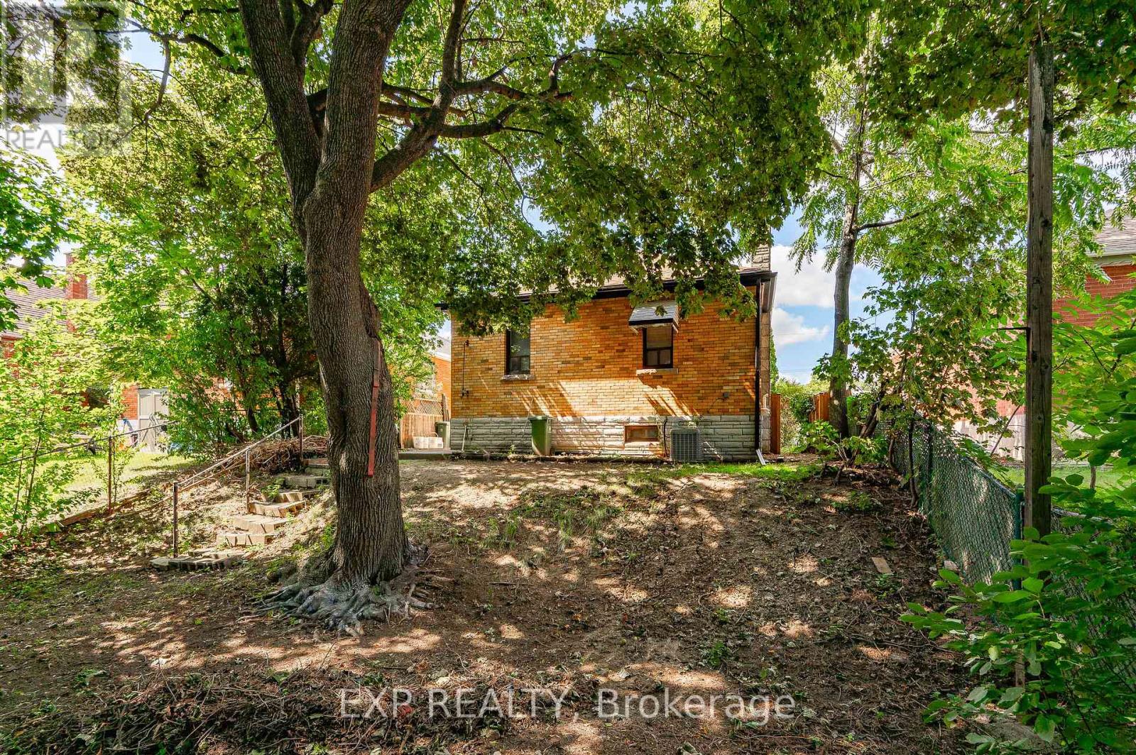 397 East 28th Street, Hamilton, Ontario  L8V 3J9 - Photo 24 - X12430719