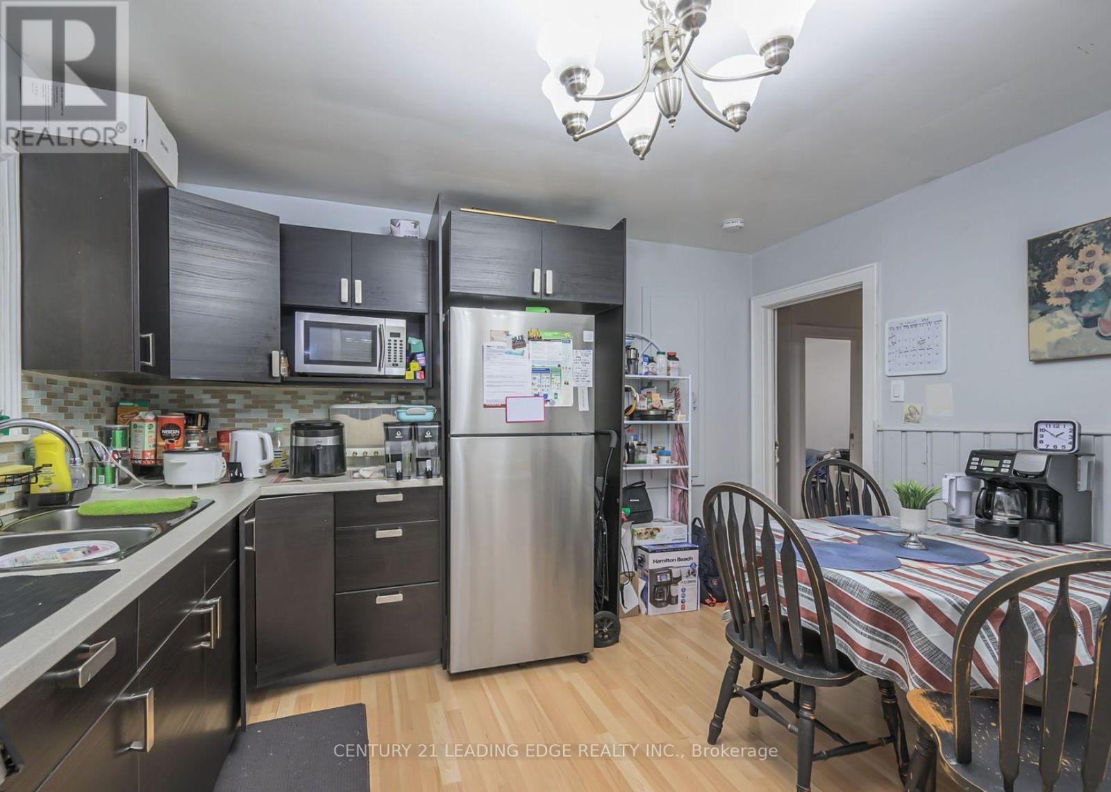 899 Adelaide Street N, London East, Ontario  N5Y 2M4 - Photo 4 - X12430733