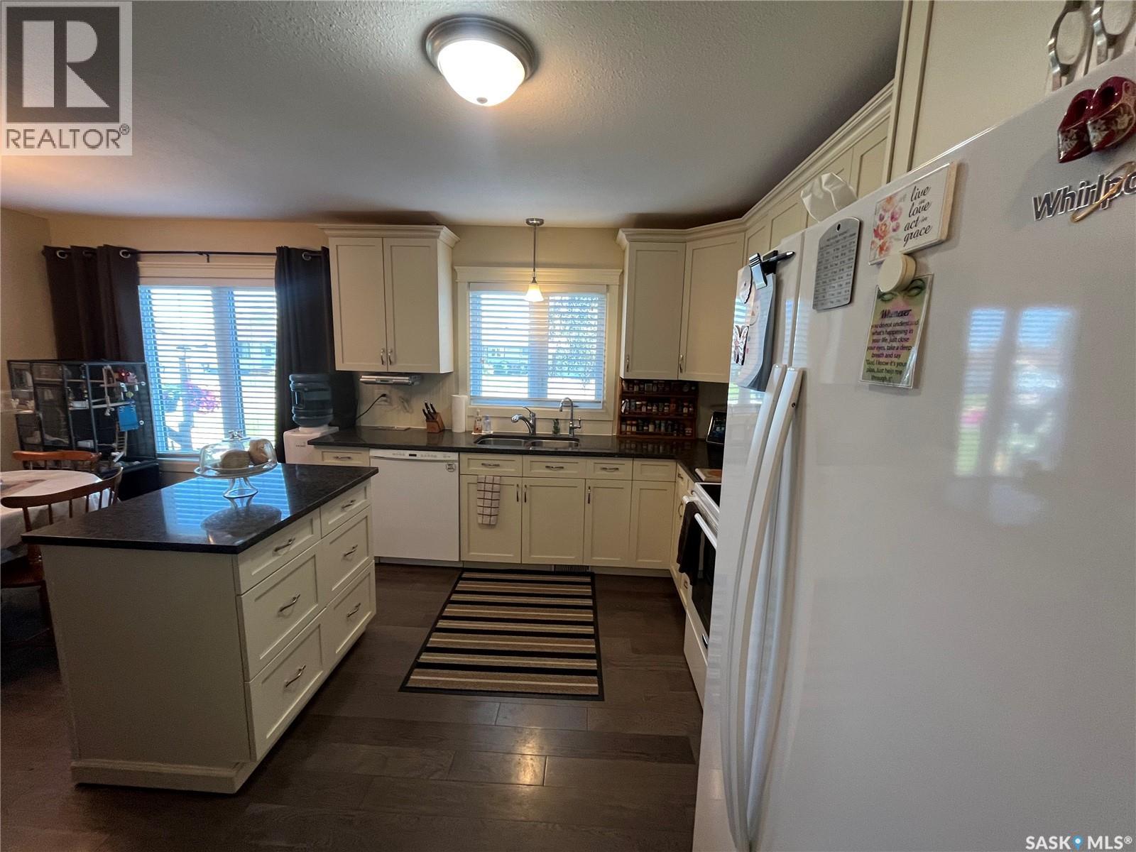 536 Stanley Street, Esterhazy, Saskatchewan  S0A 0X0 - Photo 9 - SK019539