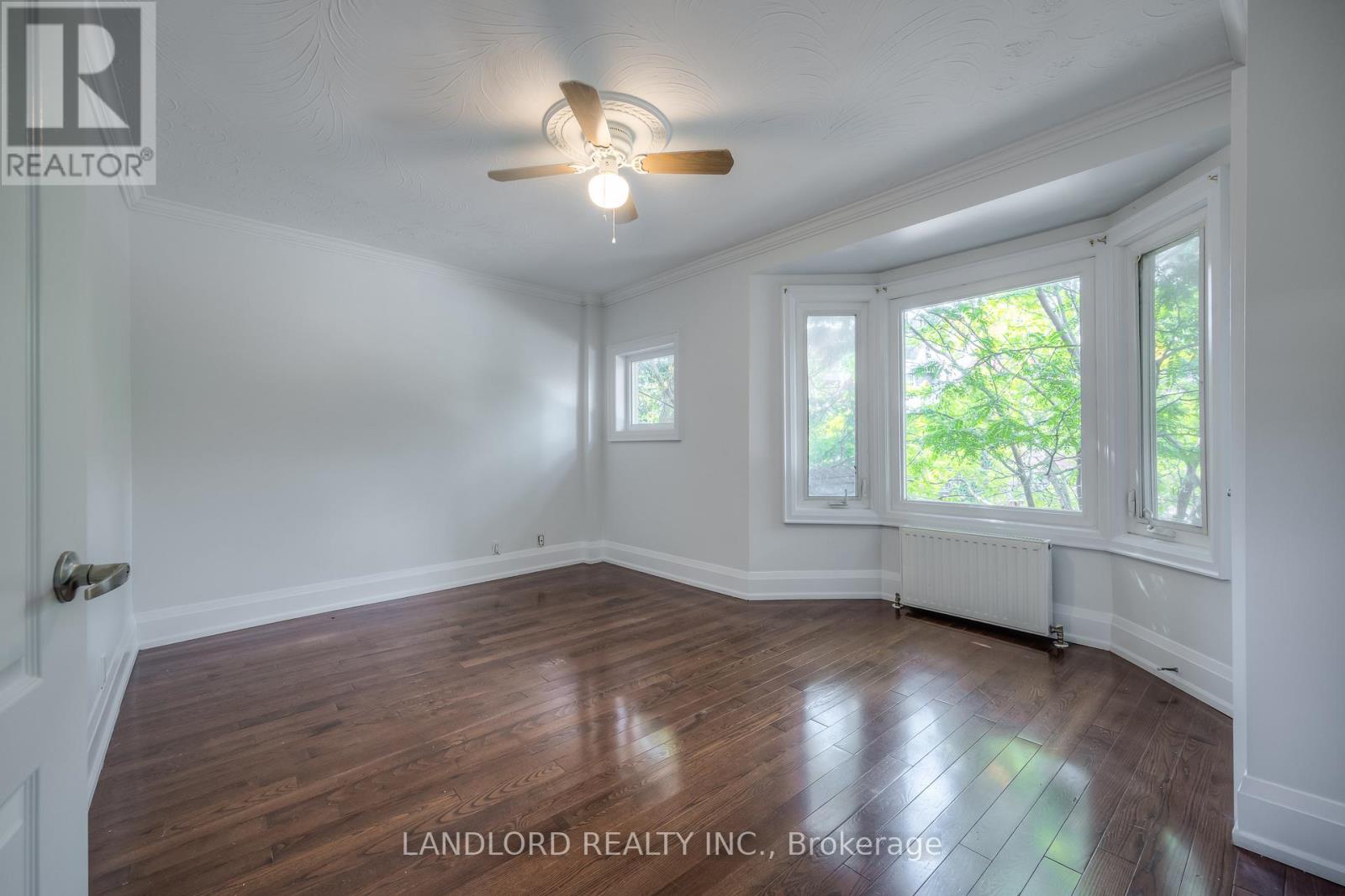 22 Rusholme Park Crescent, Toronto, Ontario  M6J 2C9 - Photo 17 - C12430737