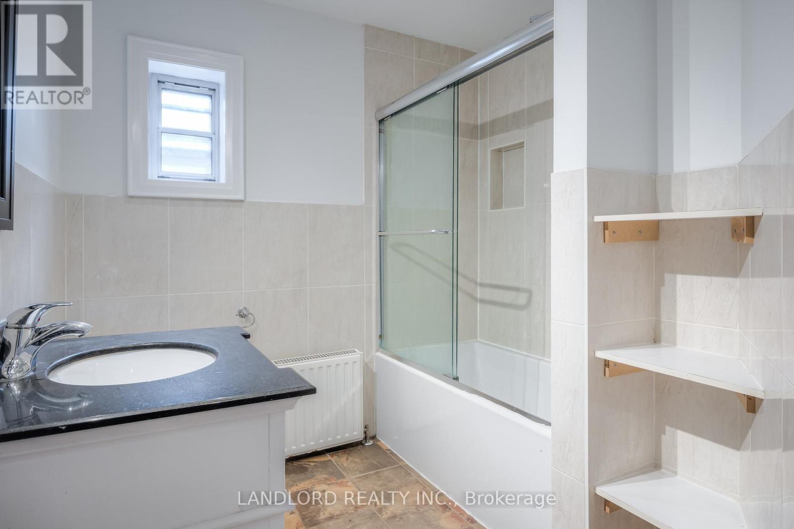 22 Rusholme Park Crescent, Toronto, Ontario  M6J 2C9 - Photo 22 - C12430737