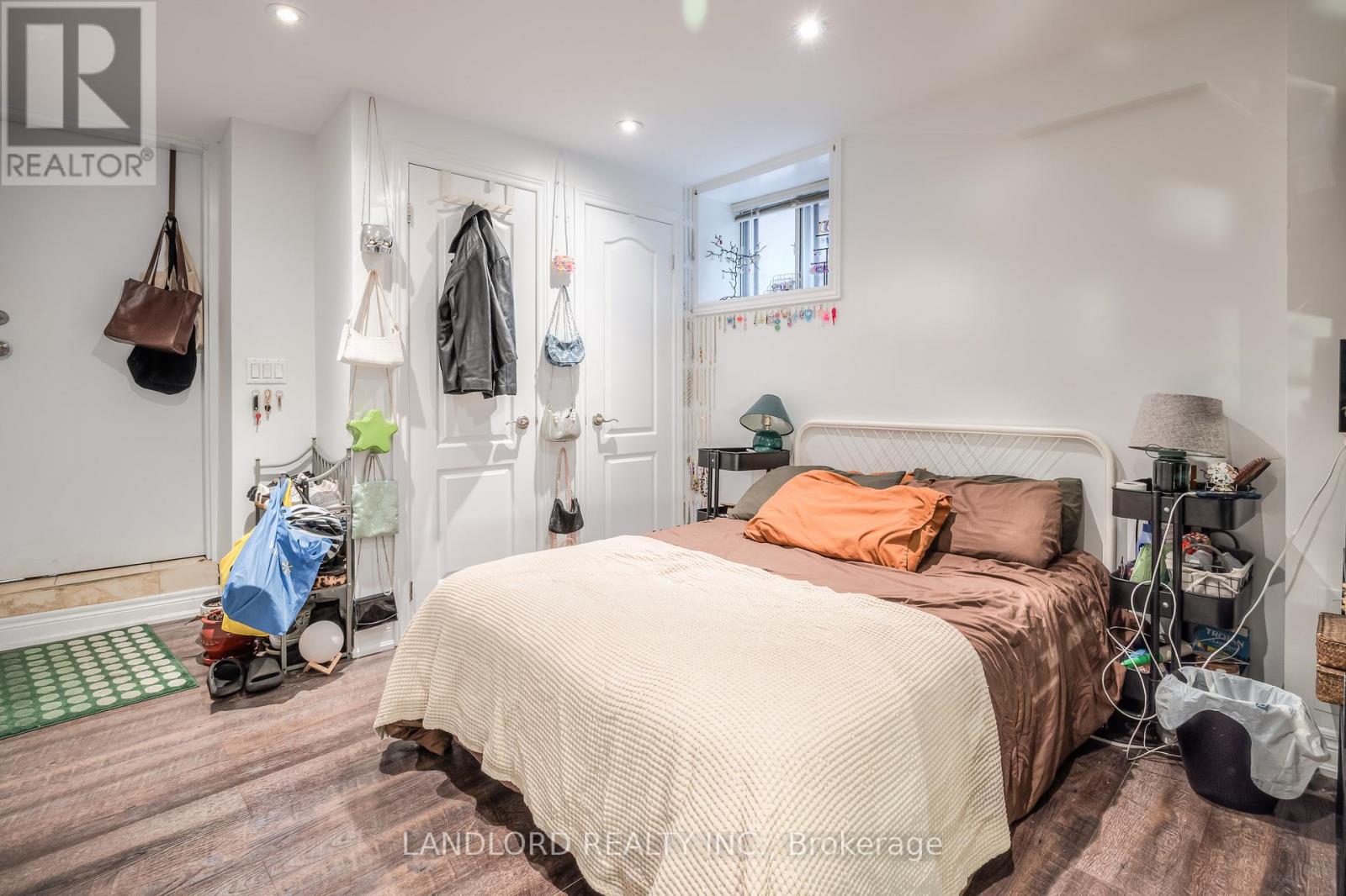 22 Rusholme Park Crescent, Toronto, Ontario  M6J 2C9 - Photo 31 - C12430737