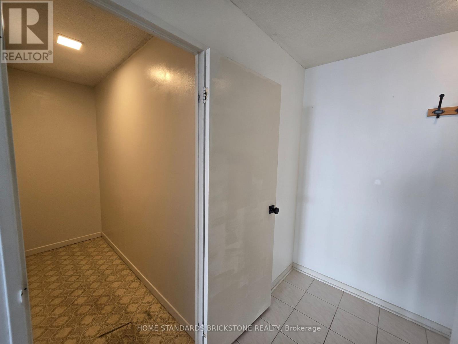 3206 - 10 Tangreen Court, Toronto, Ontario  M2M 4B9 - Photo 10 - C12430762