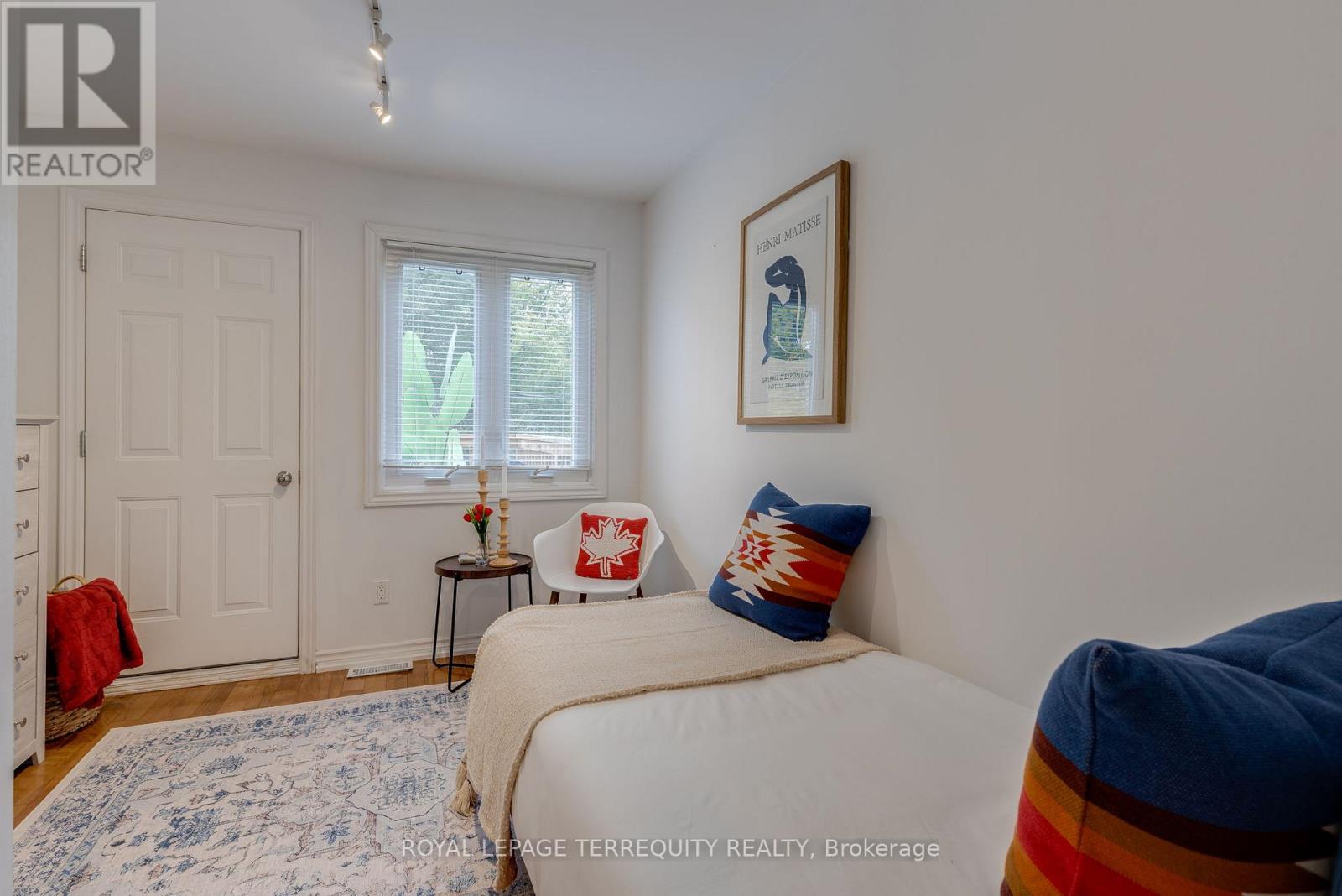 823 Craven Road, Toronto (Greenwood-Coxwell), Ontario  M4L 2Z7 - Photo 16 - E12430742