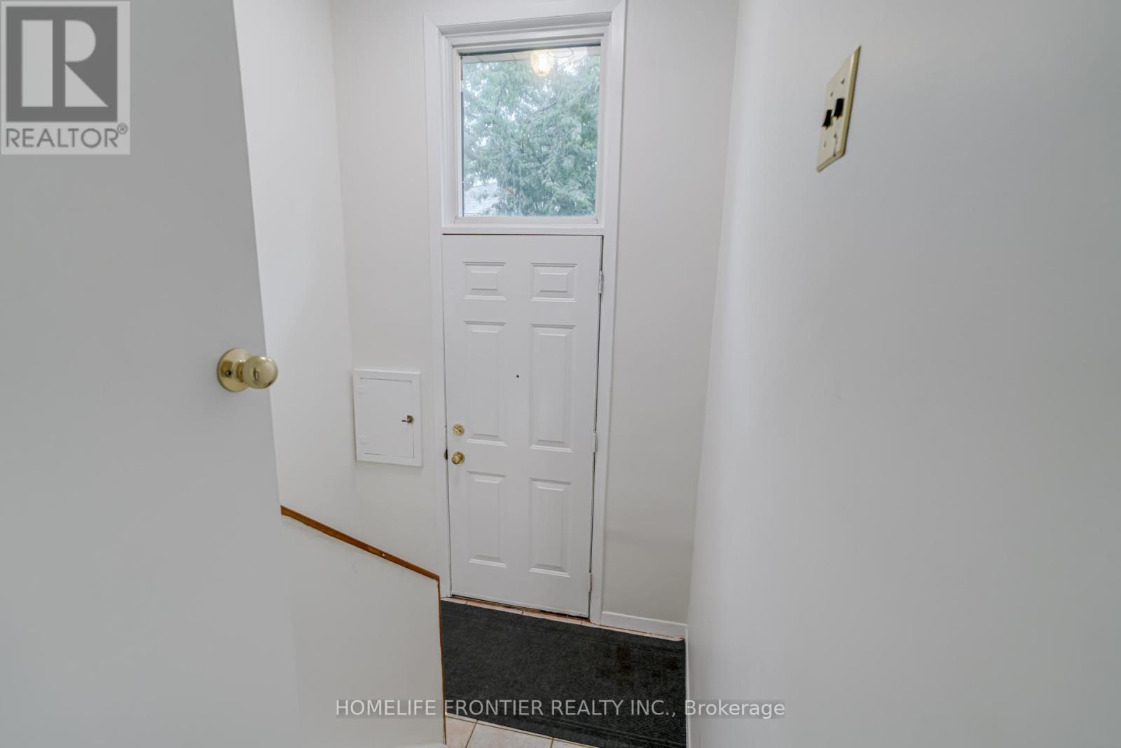 Lower A - 62 Clark Avenue, Markham, Ontario  L3T 1S5 - Photo 4 - N12430754
