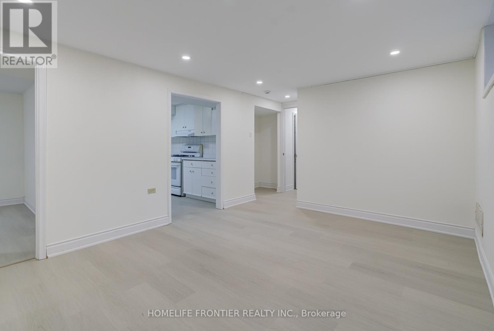 Lower A - 62 Clark Avenue, Markham, Ontario  L3T 1S5 - Photo 8 - N12430754