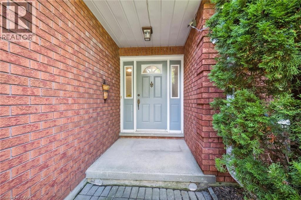 599 Beechwood Drive, Waterloo, Ontario  N2T 1Z4 - Photo 5 - 40766048