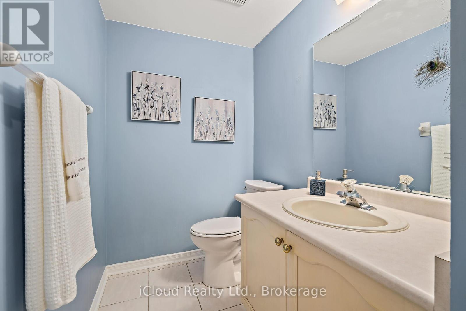 2226 Westoak Trails Boulevard, Oakville, Ontario  L6M 3N4 - Photo 12 - W12430744