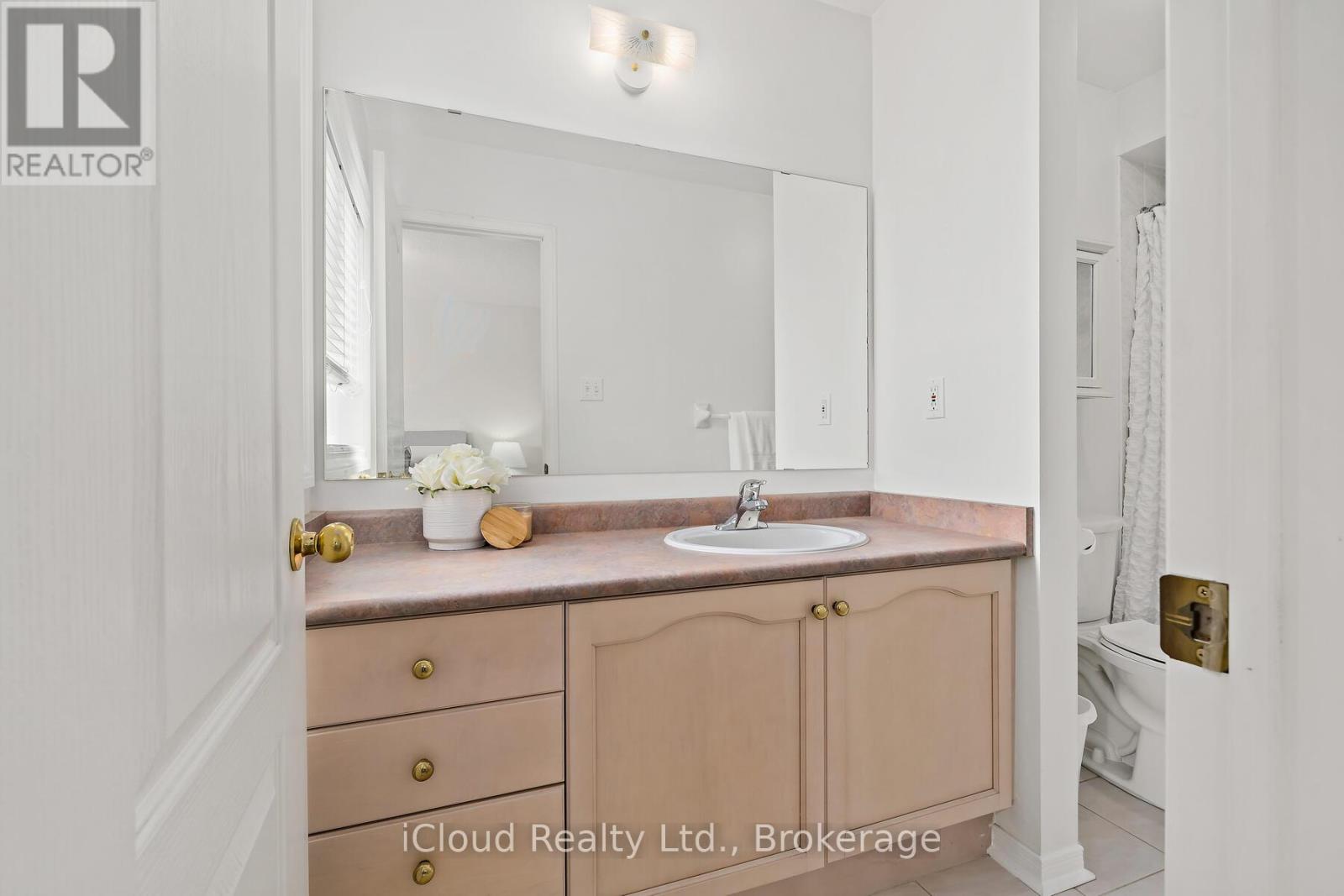 2226 Westoak Trails Boulevard, Oakville, Ontario  L6M 3N4 - Photo 21 - W12430744