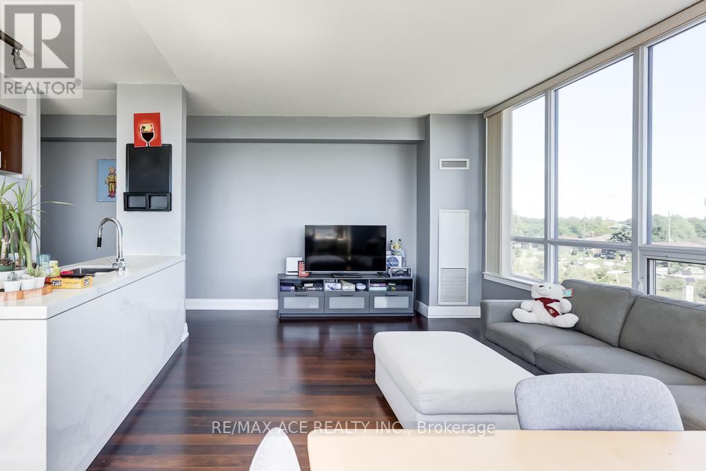 315 - 1060 Sheppard Avenue W, Toronto, Ontario  M3K 2C9 - Photo 11 - W12430750